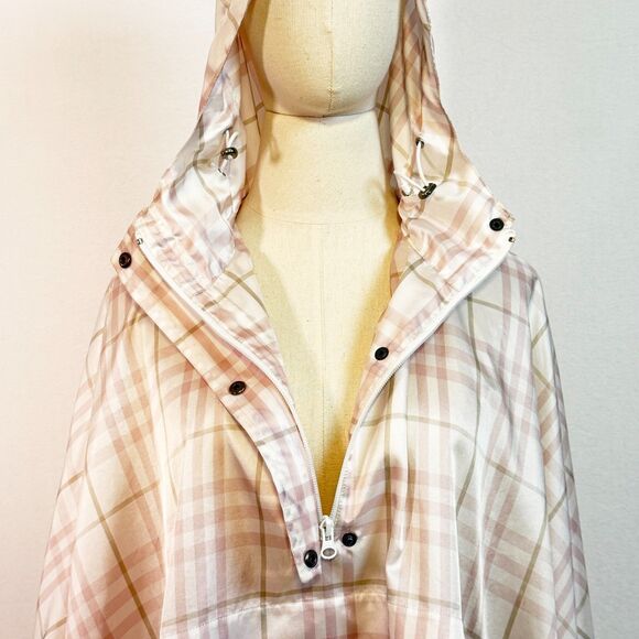 Burberry | Pink Tartan Rain Slicker Poncho folds into carry bag - Picture 8 of 16